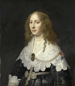 Portrait of Aegje Hasselaer, Wife of Henrick Hooft by Michiel Jansz van Mierevelt