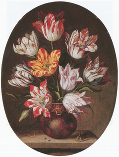 Tulpen in een vaas met een rups en een sprinkhaan op een stenen tafel by Jacob Marrel