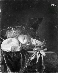 Stillleben mit Früchten, Brot und Weinglas by Juriaen van Streeck