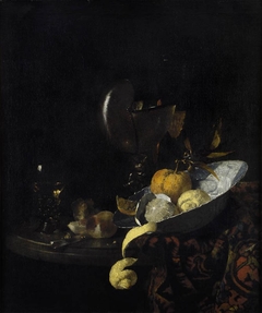 Nature morte au nautile by Willem Kalf