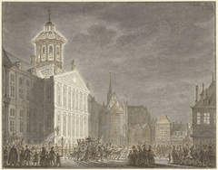 Illuminatie van het stadhuis voor Willem V en Wilhelmina van Pruisen, 1768 by Simon Fokke